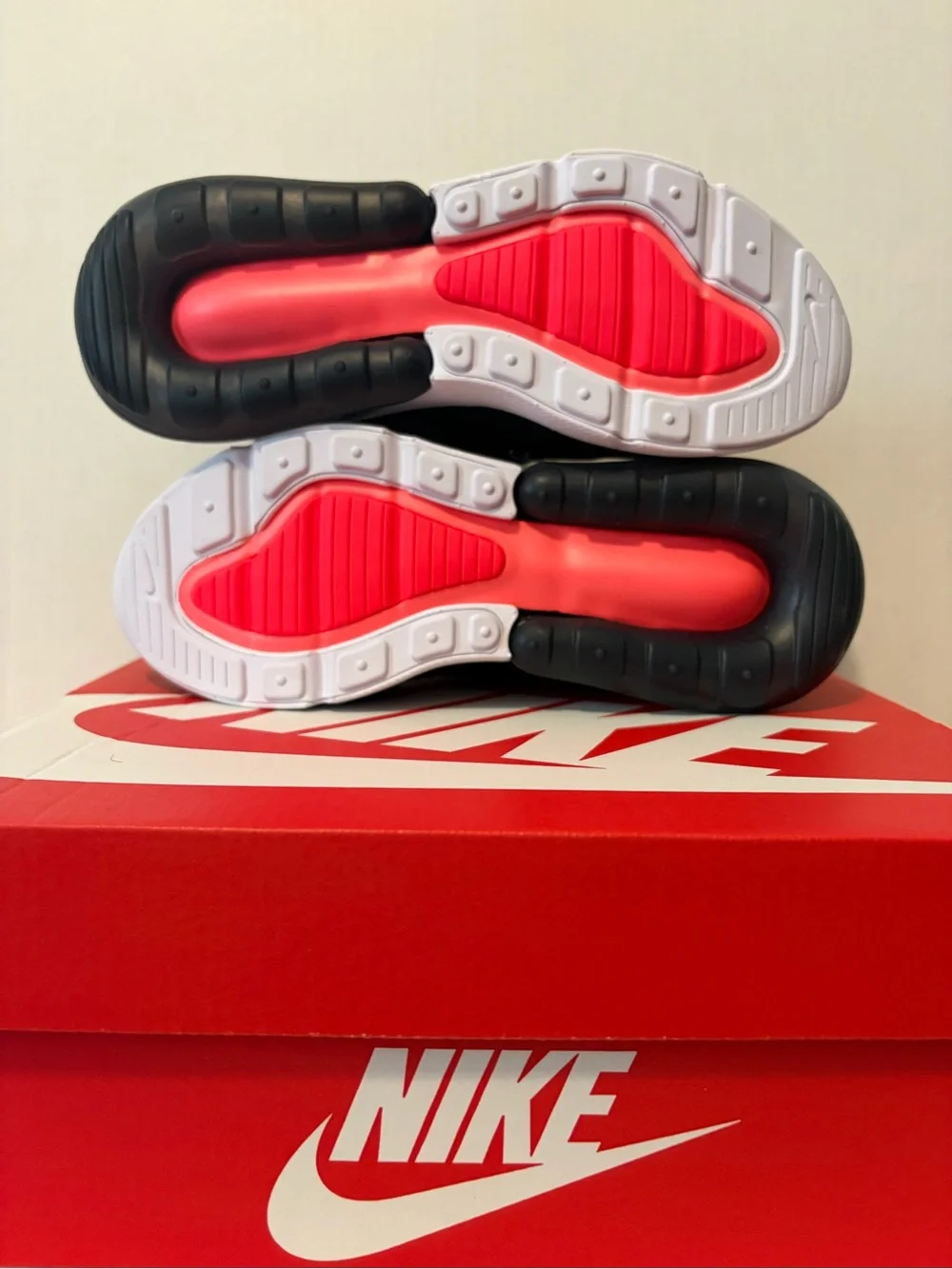 Nike Air Max 270 *Brand New